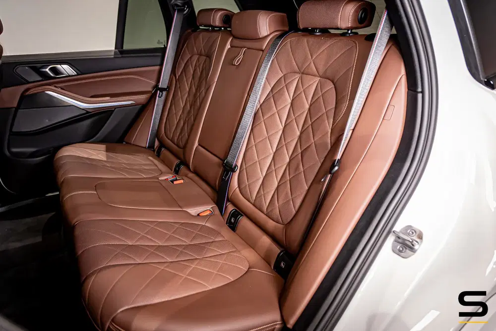 BMW X5 XDrive45e High Executive uit 2023, foto 13