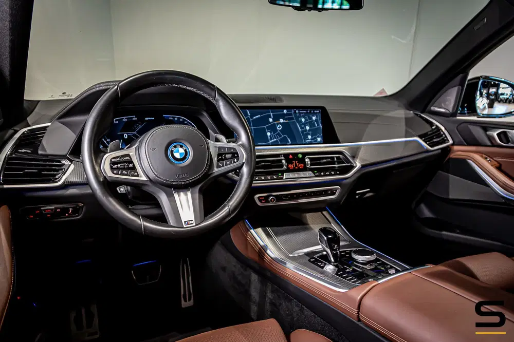 BMW X5 XDrive45e High Executive uit 2023, foto 14