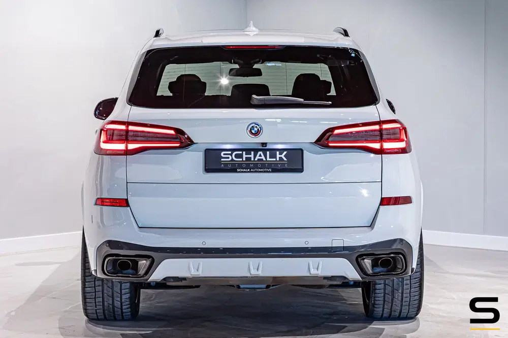 BMW X5 XDrive45e High Executive uit 2023, foto 9