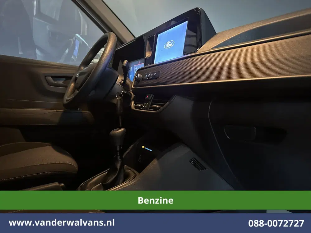 Ford Transit Courier 101pk Benzine L1H1 Euro6 Airco uit 2024, foto 14