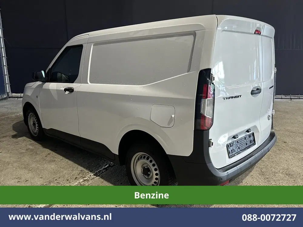 Ford Transit Courier 101pk Benzine L1H1 Euro6 Airco uit 2024, foto 3