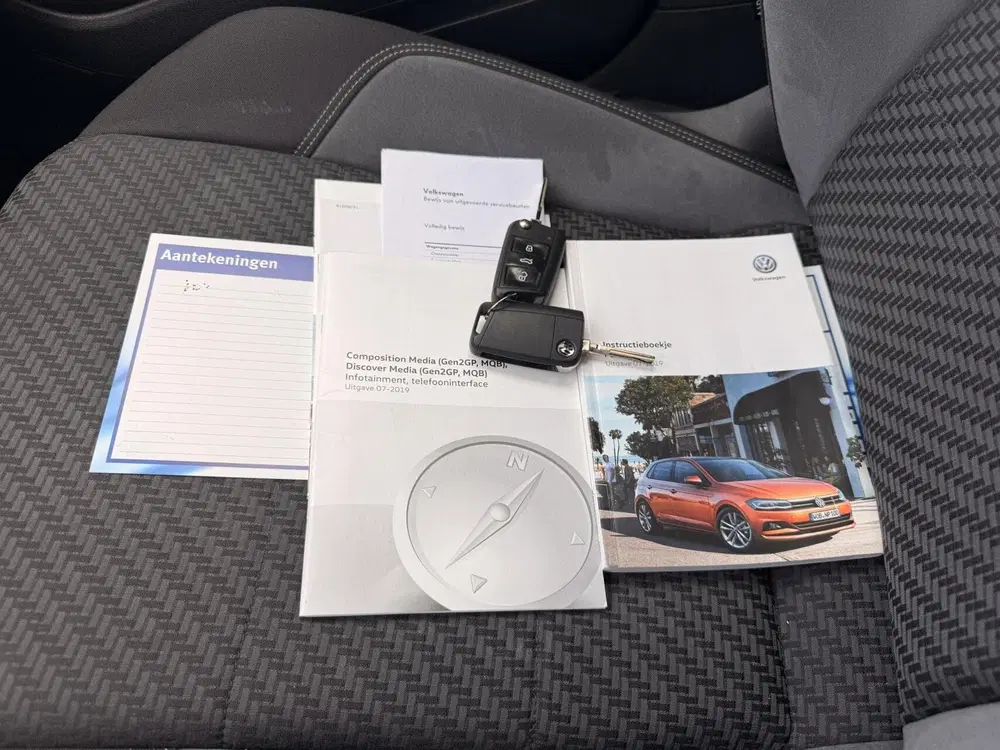 Volkswagen Polo 1.0 TSI 2x R-Line Business uit 2020, foto 12