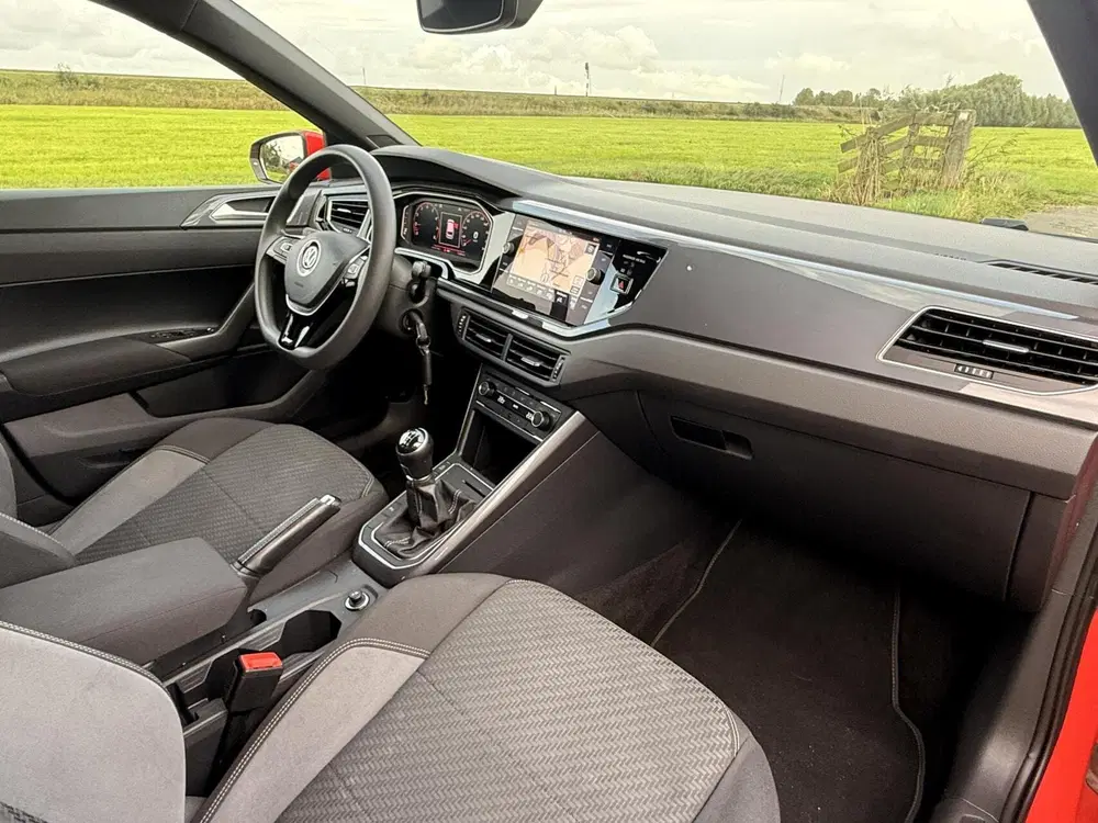 Volkswagen Polo 1.0 TSI 2x R-Line Business uit 2020, foto 8