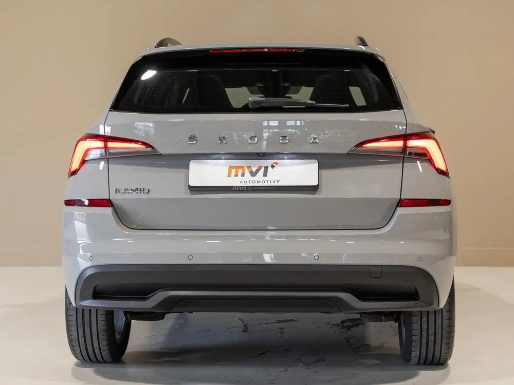 Skoda Kamiq 1.0 TSI Sport Business uit 2021, foto 13