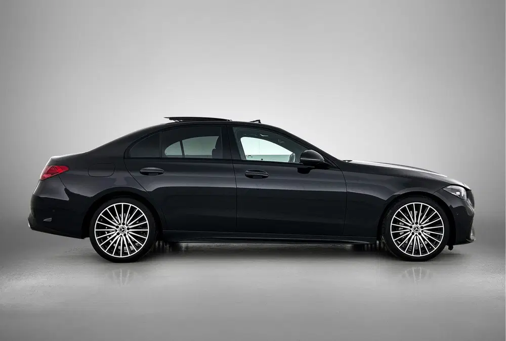 Mercedes-Benz C-Klasse 180 AMG Line uit 2023, foto 14