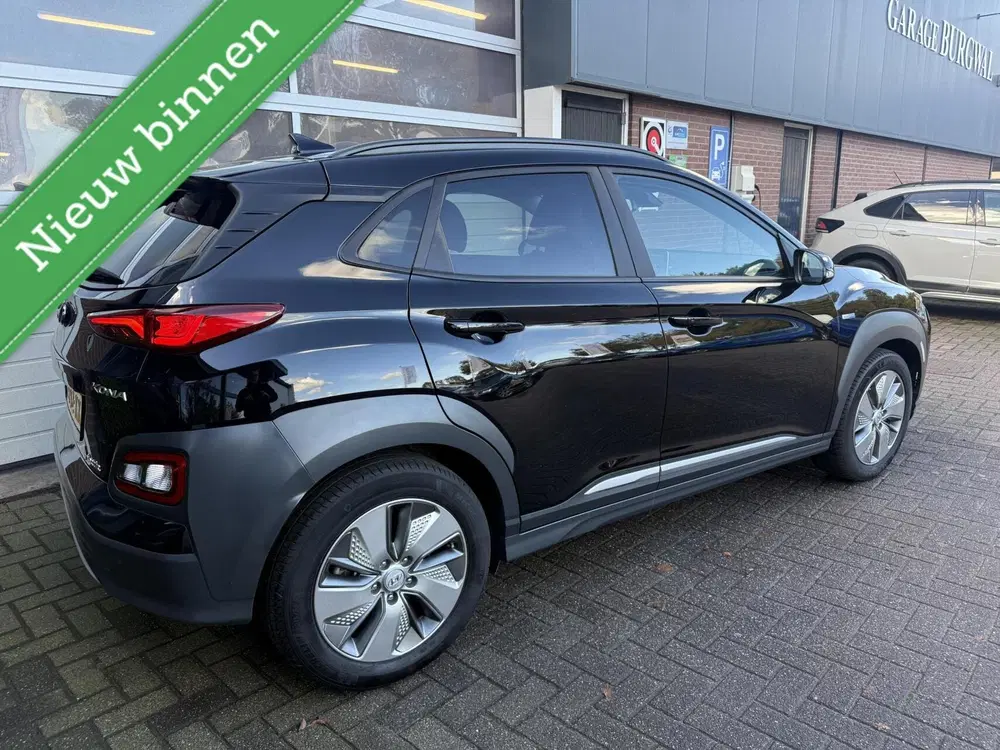 Hyundai KONA EV Limited 64 kWh SOH 95% WARMTEP uit 2020, foto 2
