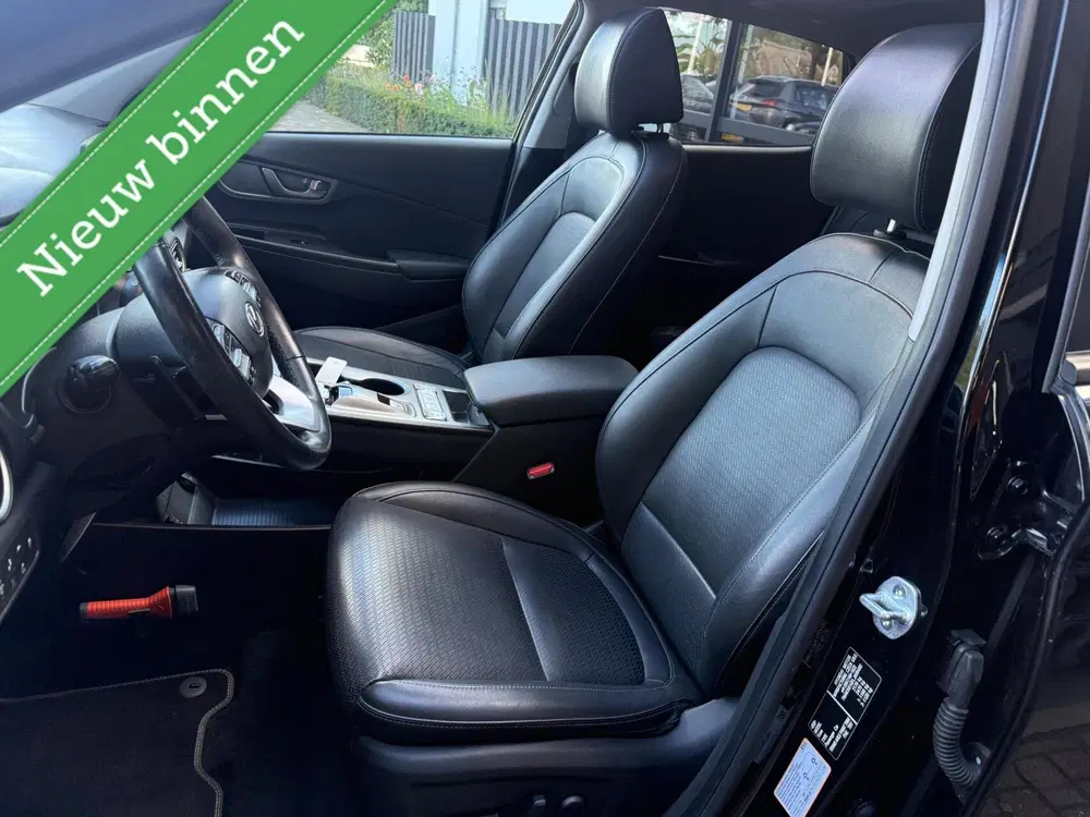 Hyundai KONA EV Limited 64 kWh SOH 95% WARMTEP uit 2020, foto 3