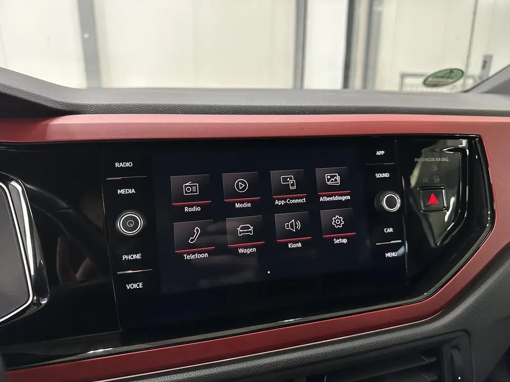 Volkswagen Polo 2.0 TSI GTI 200pk uit 2020, foto 14