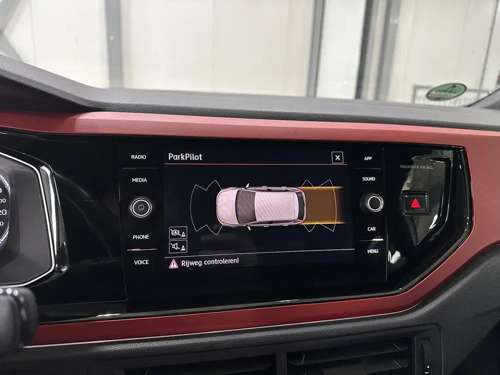 Volkswagen Polo 2.0 TSI GTI 200pk uit 2020, foto 15