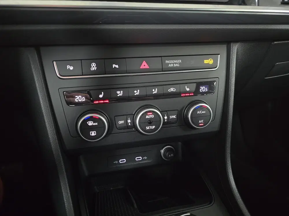 SEAT Ateca 1.5 TSI Style Business Intense DSG uit 2024, foto 11