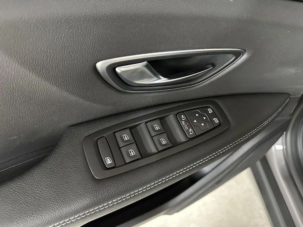 Renault Scenic Scénic 1.3 TCe EDC Limited uit 2019, foto 9