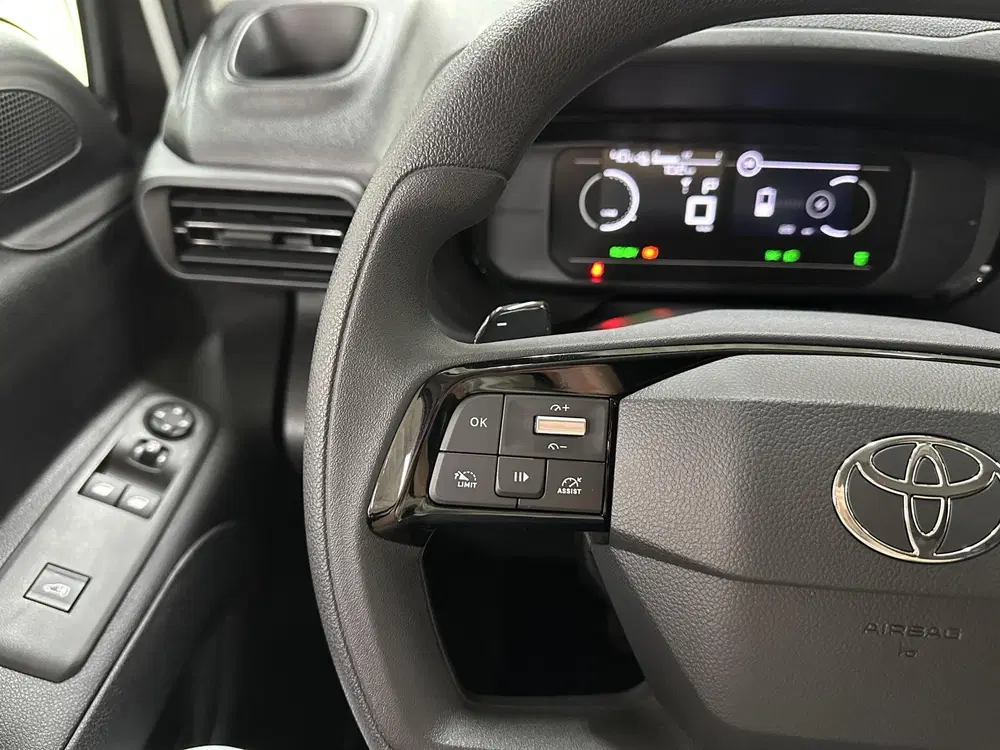 Toyota Proace City Challenger Long (L2) 50 kWh 136p uit 2026, foto 12