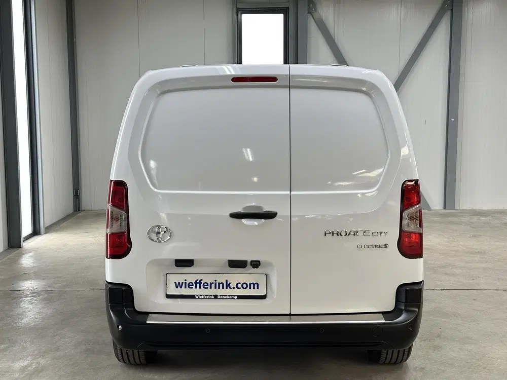 Toyota Proace City Challenger Long (L2) 50 kWh 136p uit 2026, foto 7