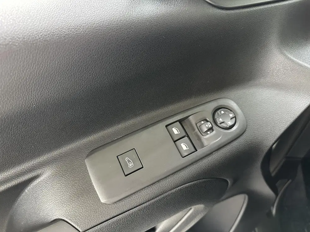 Toyota Proace City Challenger Long (L2) 50 kWh 136p uit 2026, foto 10