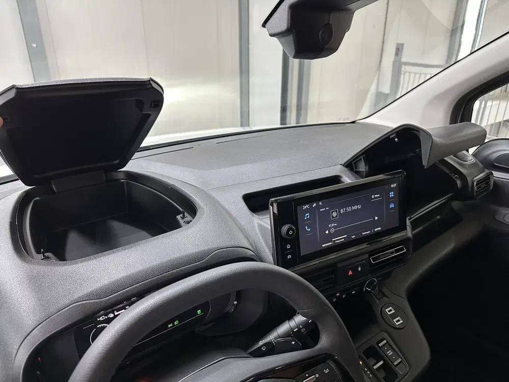 Toyota Proace City Challenger Long (L2) 50 kWh 136p uit 2026, foto 14