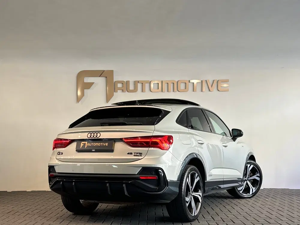 Audi Q3 45 TFSI quattro S Line Pano uit 2020, foto 4