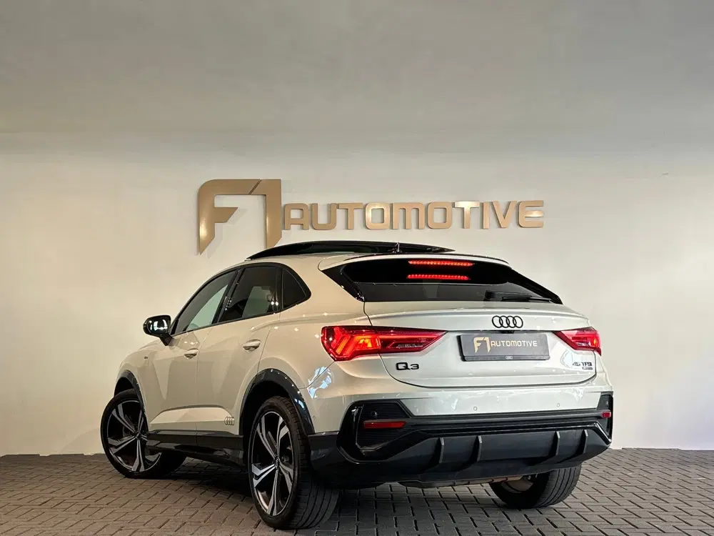 Audi Q3 45 TFSI quattro S Line Pano uit 2020, foto 6