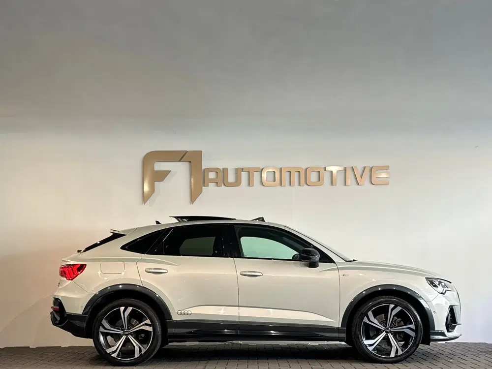 Audi Q3 45 TFSI quattro S Line Pano uit 2020, foto 8