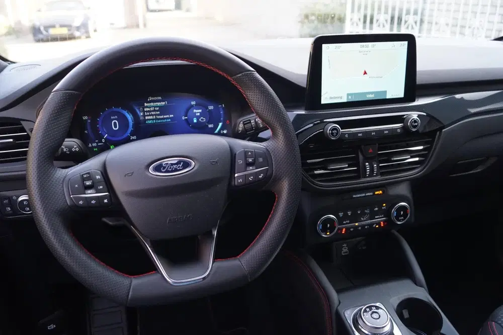 Ford Kuga 2.5 PHEV ST-Line X Autom Panodak Stoel uit 2023, foto 9