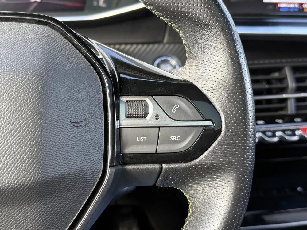 Peugeot 2008 BWJ 2021 uit 2021, foto 10