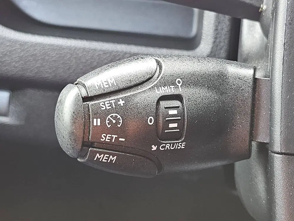Opel Vivaro 2.0 Diesel 145 L3 DC XL uit 2023, foto 15
