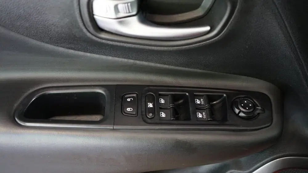 Jeep Renegade 1.3T Limited uit 2019, foto 11