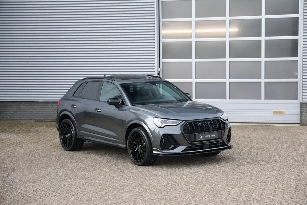 Audi Q3 45 TFSI e 245pk Competition S-Line Black P uit 2022, foto 6