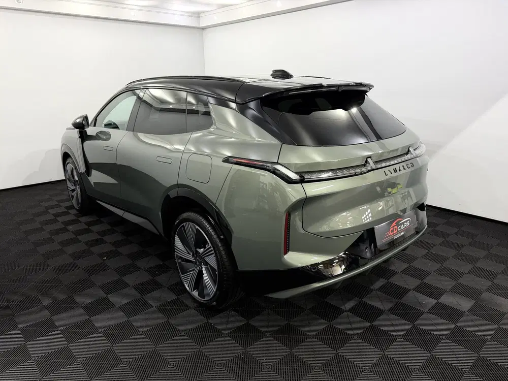 Lynk & Co 08 1.5 More Plug-in Panoramadak uit 2026, foto 4