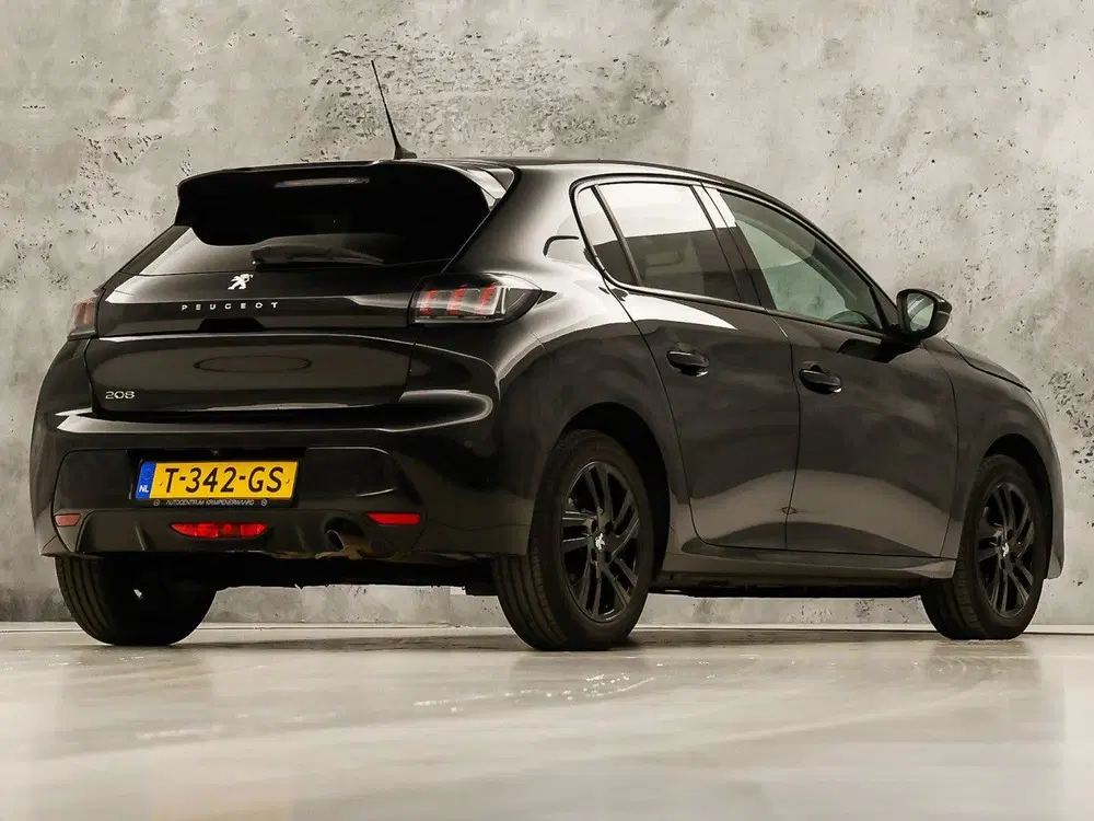 Peugeot 208 1.2 PureTech Allure Pack Automaat (VIRTUAL uit 2023, foto 5