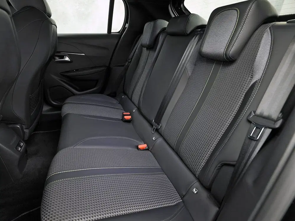 Peugeot 208 1.2 PureTech GT-Line (VIRTUAL COCKPIT uit 2020, foto 15