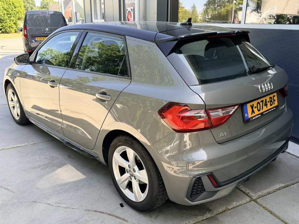Audi A1 30 TFSI 116pk H6 S Line Navigatie Lane Ass uit 2019, foto 4
