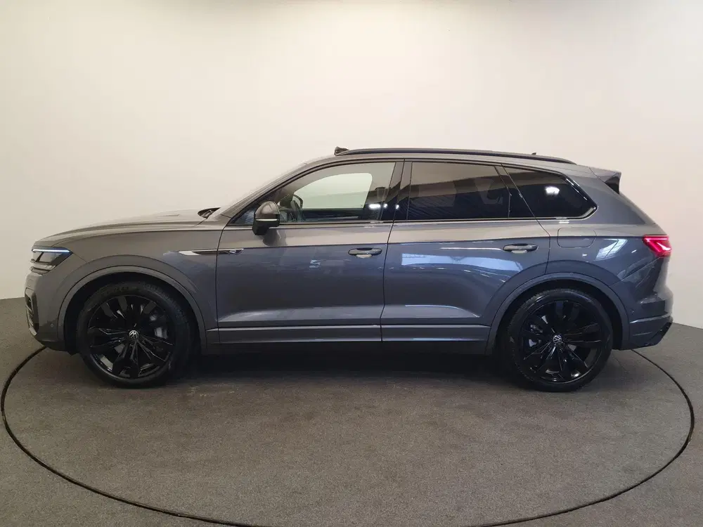 Volkswagen Touareg 3.0 TSi eHybrid 463pk DSG uit 2023, foto 2
