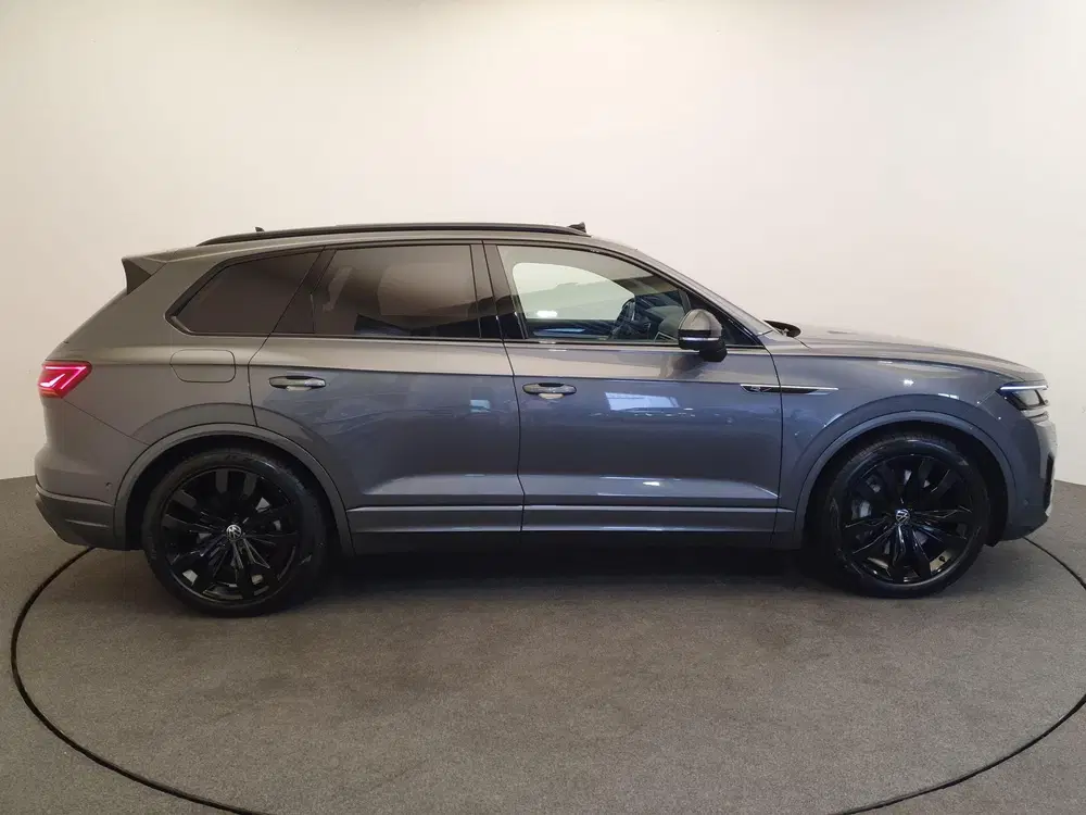 Volkswagen Touareg 3.0 TSi eHybrid 463pk DSG uit 2023, foto 6