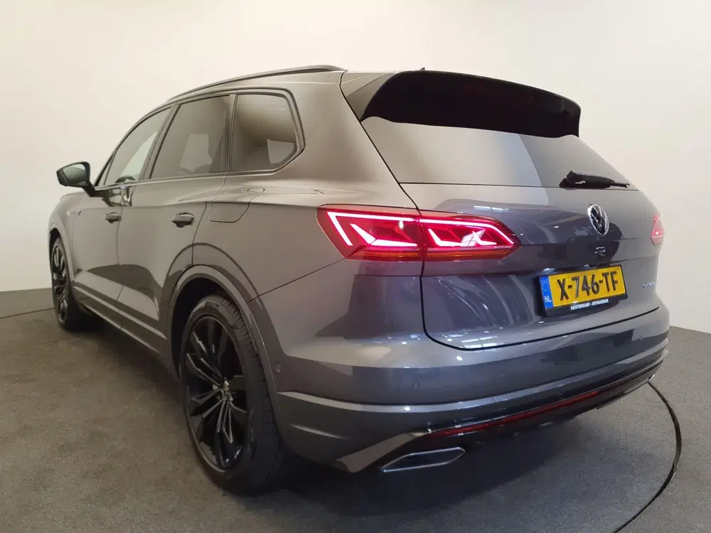 Volkswagen Touareg 3.0 TSi eHybrid 463pk DSG uit 2023, foto 8