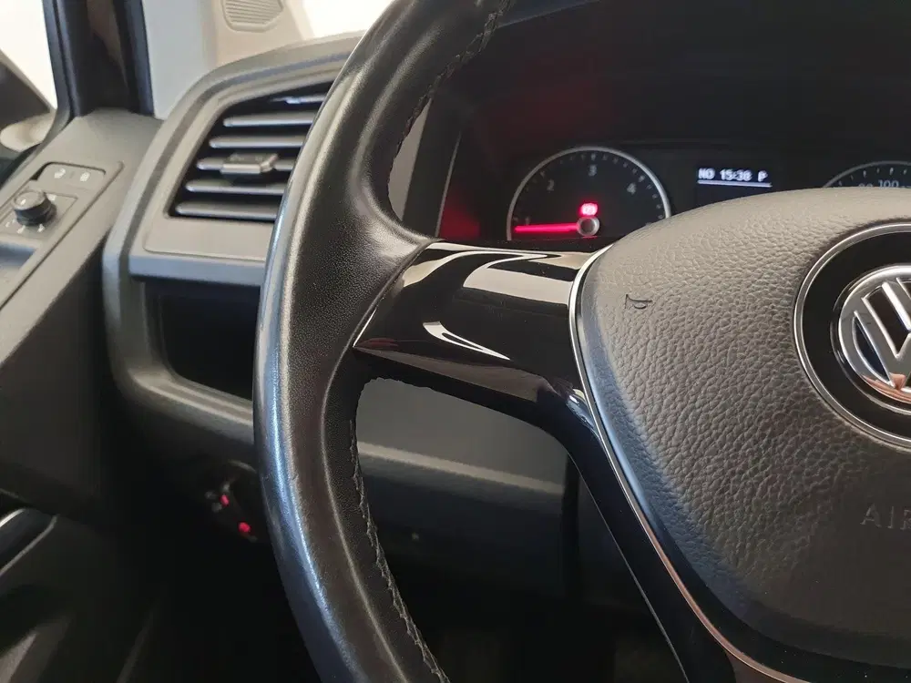 Volkswagen Transporter Caravelle 2.0 TDI L2H1 DC DSG Comfort uit 2019, foto 12
