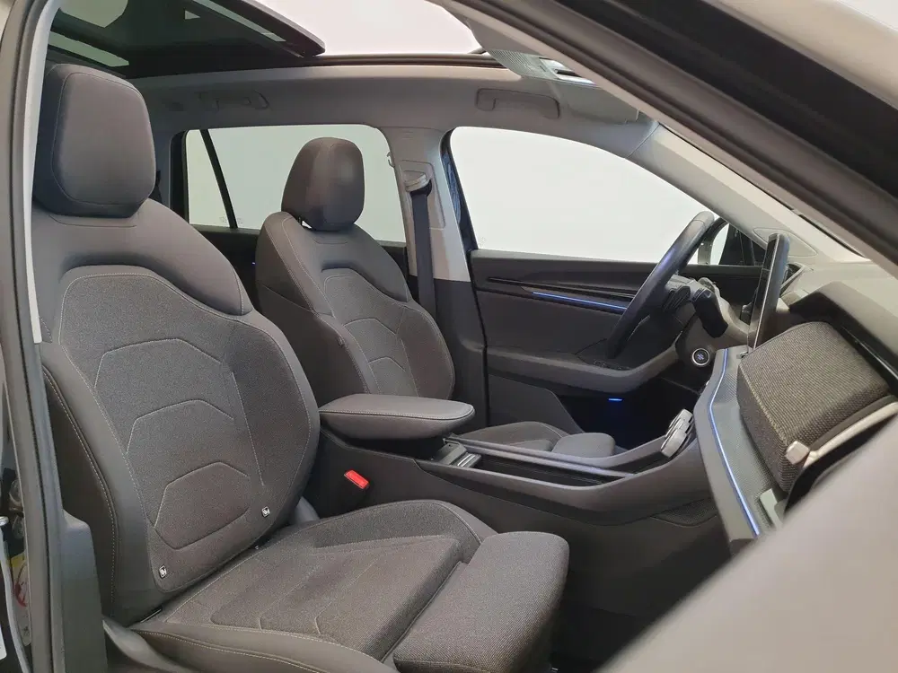 Skoda Kodiaq 1.5 TSI PHEV Business Edition Panorama dak uit 2024, foto 4