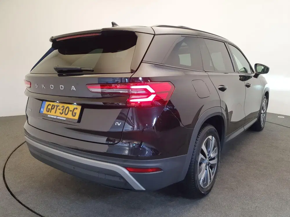 Skoda Kodiaq 1.5 TSI PHEV Business Edition Panorama dak uit 2024, foto 7