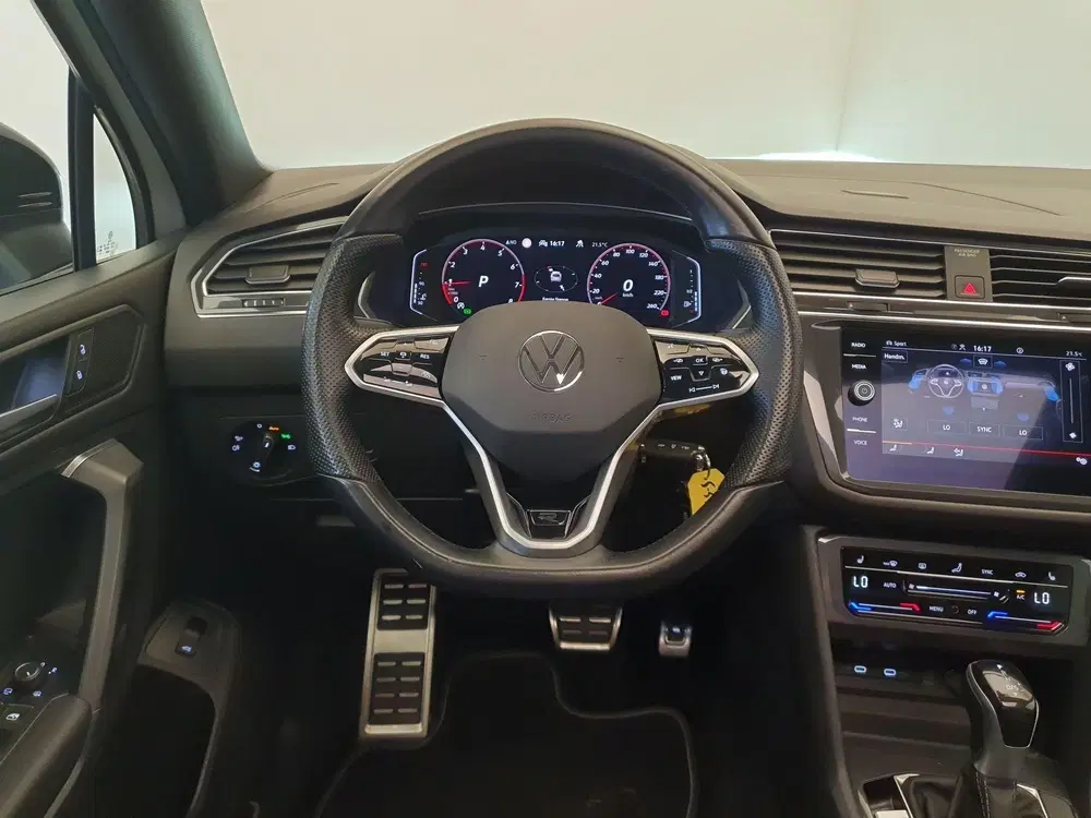 Volkswagen Tiguan Allspace 1.5 TSI R-Line Panorama dak uit 2023, foto 15