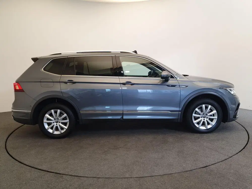 Volkswagen Tiguan Allspace 1.5 TSI R-Line Business+ 7p. Pano uit 2022, foto 6