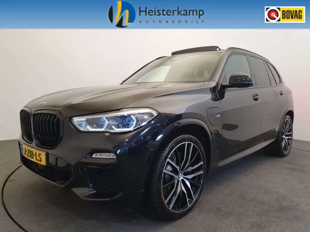 BMW X5 xDrive45e M-Sport High Executive Panoramad uit 2020