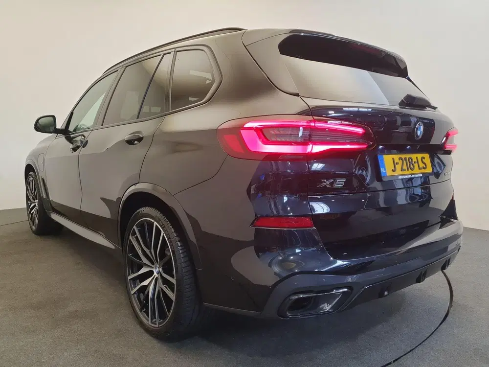 BMW X5 xDrive45e M-Sport High Executive Panoramad uit 2020, foto 8