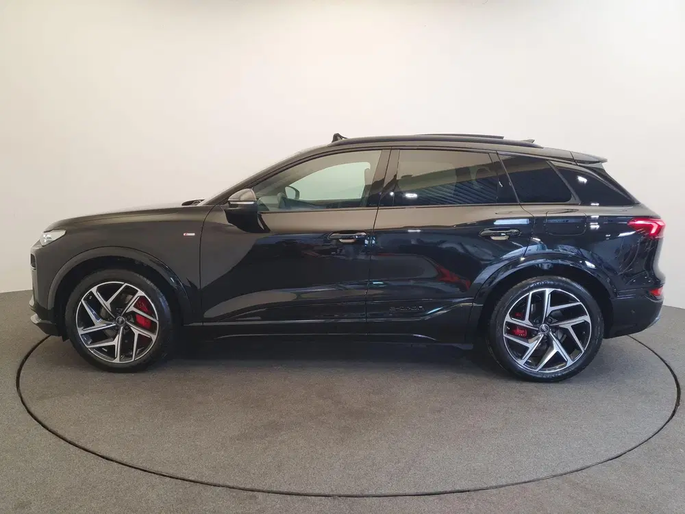 Audi Q6 e-tron S edition performance 100 kWh 306pk Wegkla uit 2026, foto 2