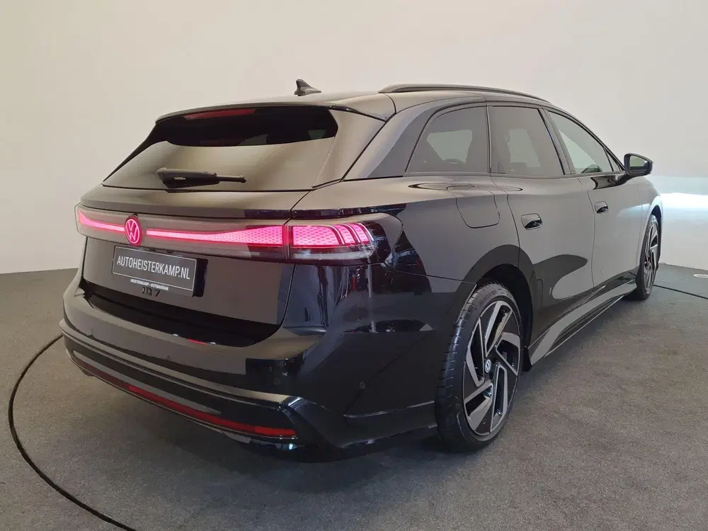 Volkswagen ID.7 Pro S 86 kWh 286pk Wegklapbare trekha uit 2026, foto 7