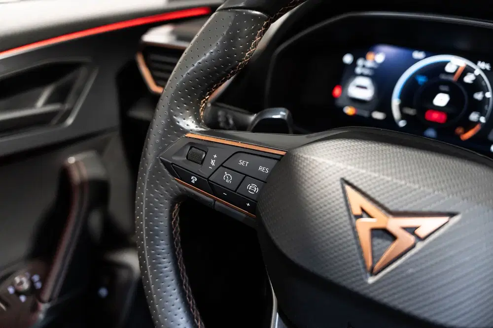 Cupra Formentor 1.4 e-Hybrid VZ Performance PANO LED CAMER uit 2026, foto 11