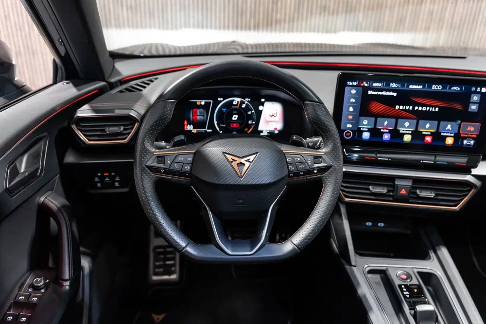 Cupra Formentor 1.4 e-Hybrid VZ Performance PANO LED CAMER uit 2026, foto 12