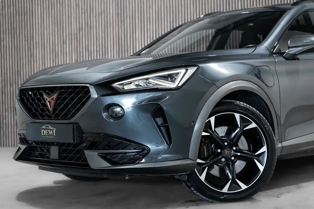 Cupra Formentor 1.4 e-Hybrid VZ Performance PANO LED CAMER uit 2026, foto 2