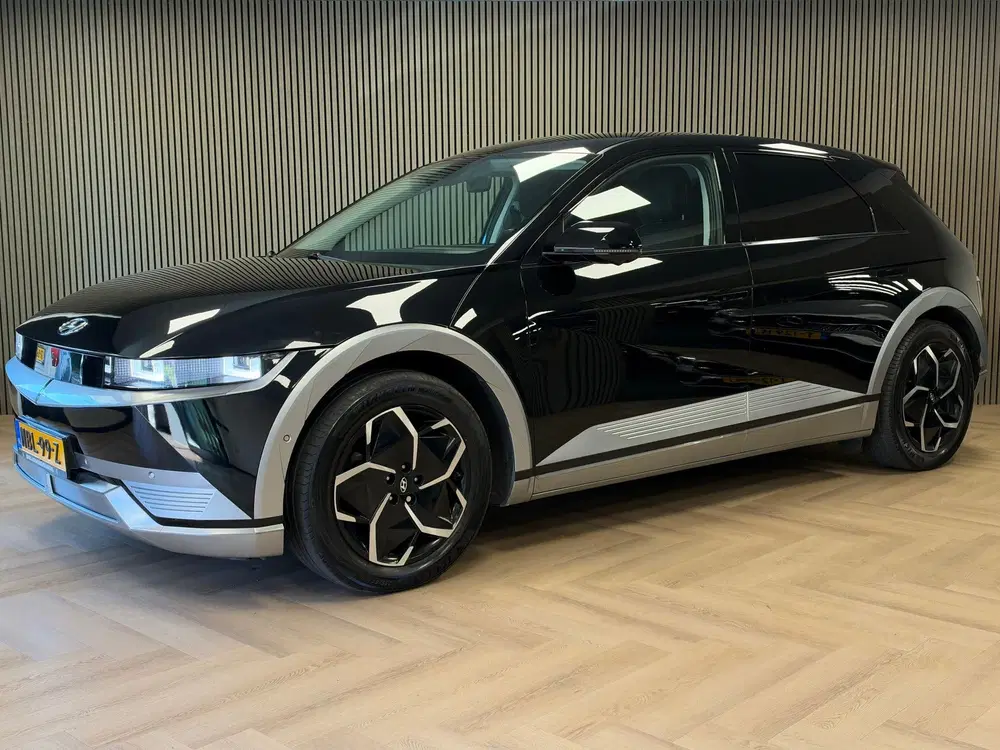 Hyundai IONIQ 5 Uniq 305PK AWD 73kWh SOH100% WARMTEPOMP NA uit 2022