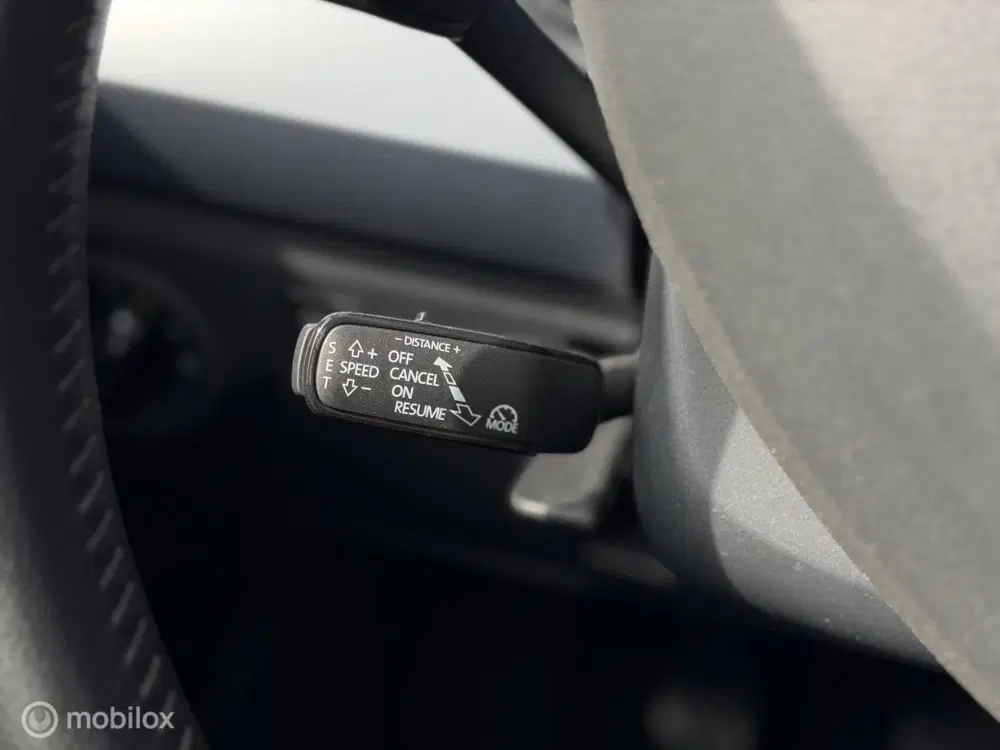 SEAT Arona 1.0 TSI Style Business Intense uit 2020, foto 11