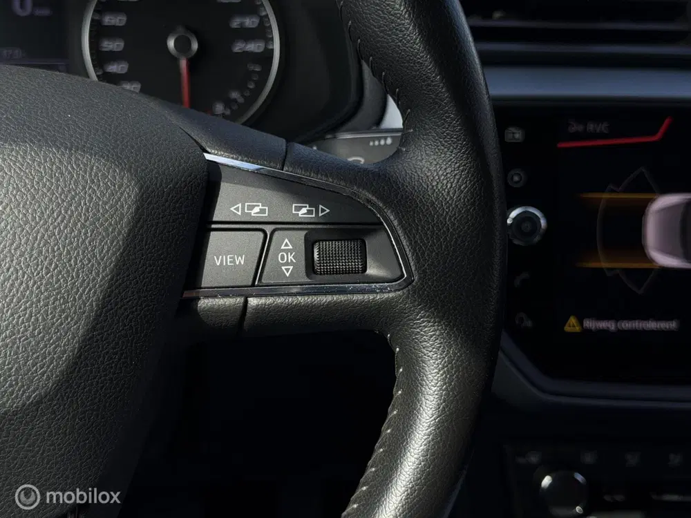 SEAT Arona 1.0 TSI Style Business Intense uit 2020, foto 12