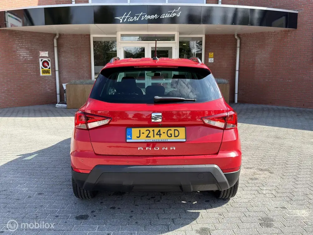 SEAT Arona 1.0 TSI Style Business Intense uit 2020, foto 3